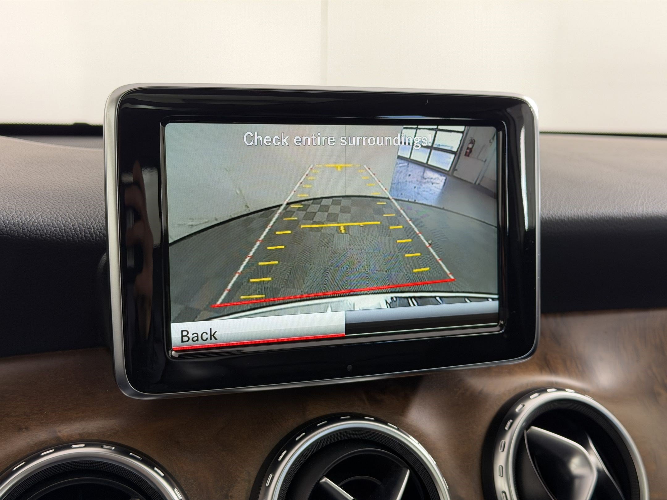 Used 2015 Mercedes-Benz GLA 250 4MATIC image 19