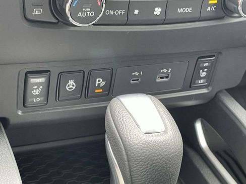 New 2025 Nissan Frontier SV w/ SV Convenience Package AWD/4WD image 22