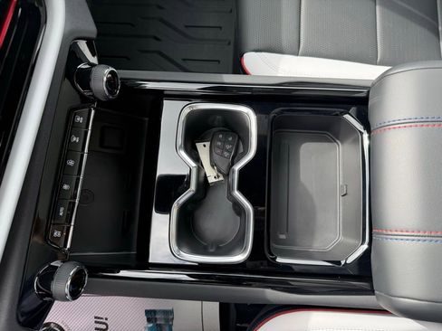 Used 2025 Chevrolet Silverado EV RST image 42