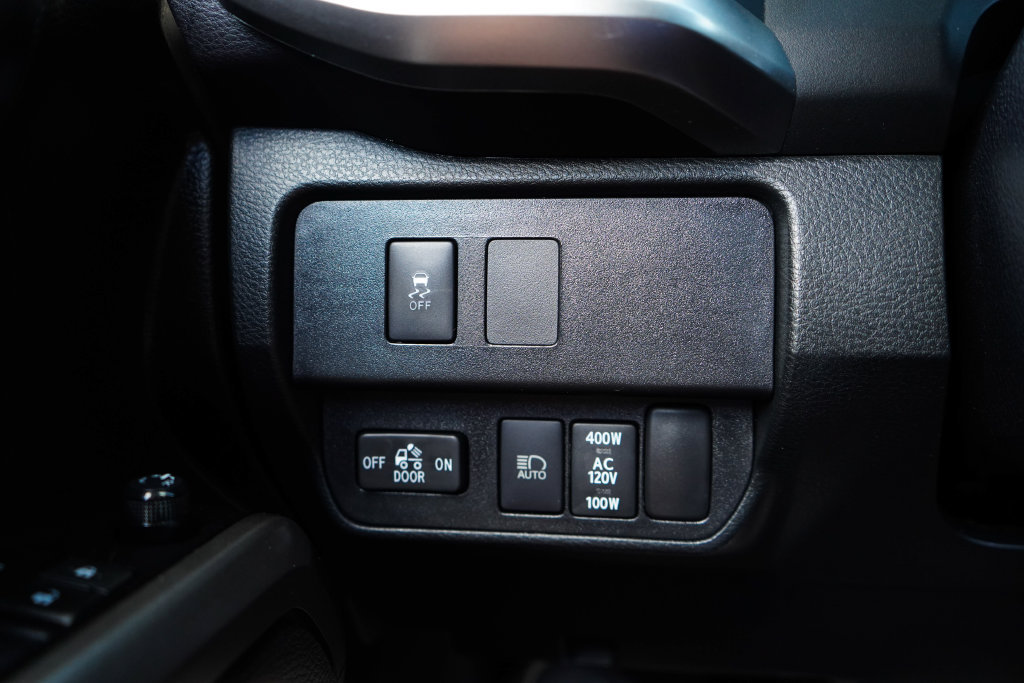 Used 2022 Toyota Tacoma SR5 w/ Trail Edition AWD/4WD image 31