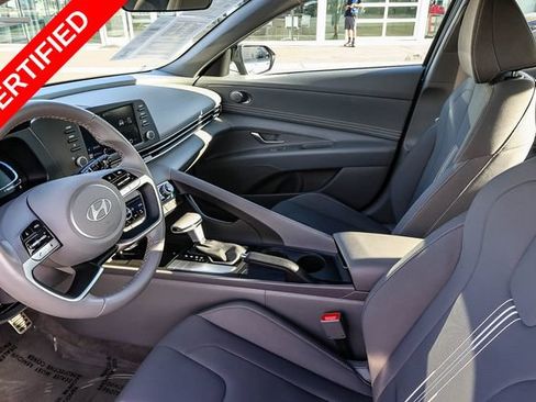 Used 2025 Hyundai Elantra Sport FWD image 20
