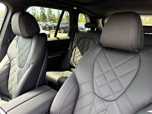 Used 2026 BMW X5 sDrive40i w/ Premium Package RWD image 22