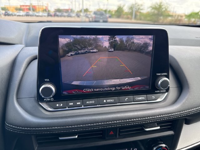Certified 2026 Nissan Rogue SV FWD image 23