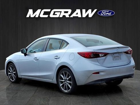 Used 2018 MAZDA MAZDA3 Touring image 7
