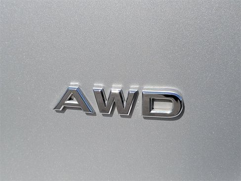 Used 2021 Nissan Rogue Sport S image 20