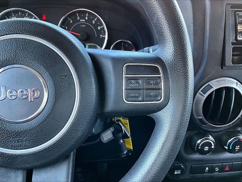 Used 2013 Jeep Wrangler Sport w/ Connectivity Group AWD/4WD image 25