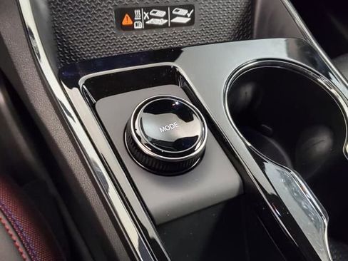 New 2026 Chevrolet Equinox RS w/ Convenience Package III image 28