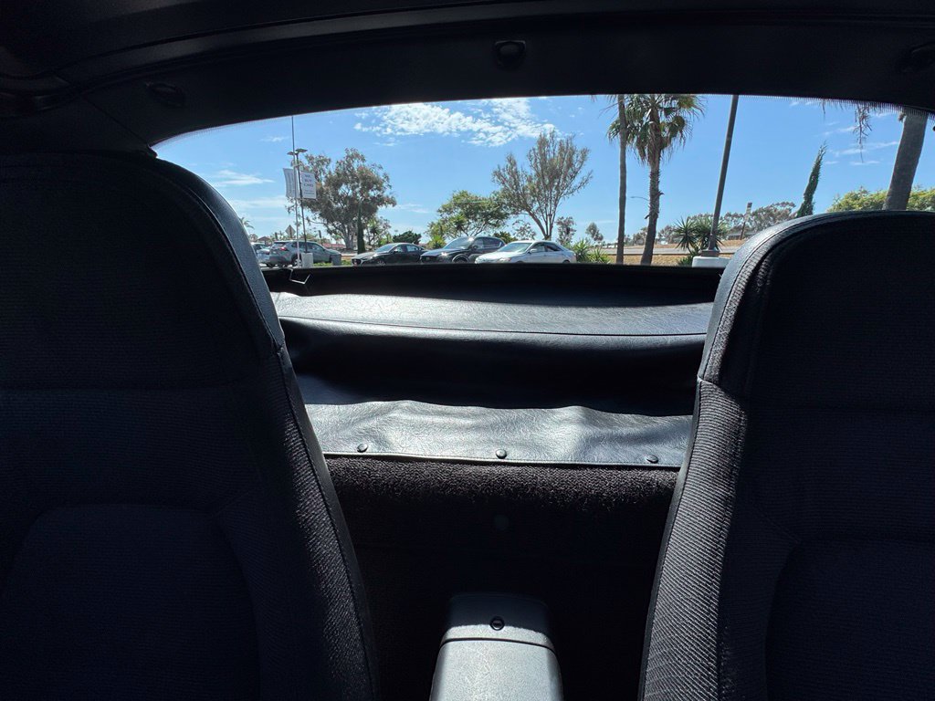 Used 1990 MAZDA MX-5 Miata RWD image 17