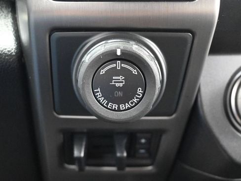 Used 2018 Ford F150 Raptor w/ Equipment Group 802A Luxury AWD/4WD image 31