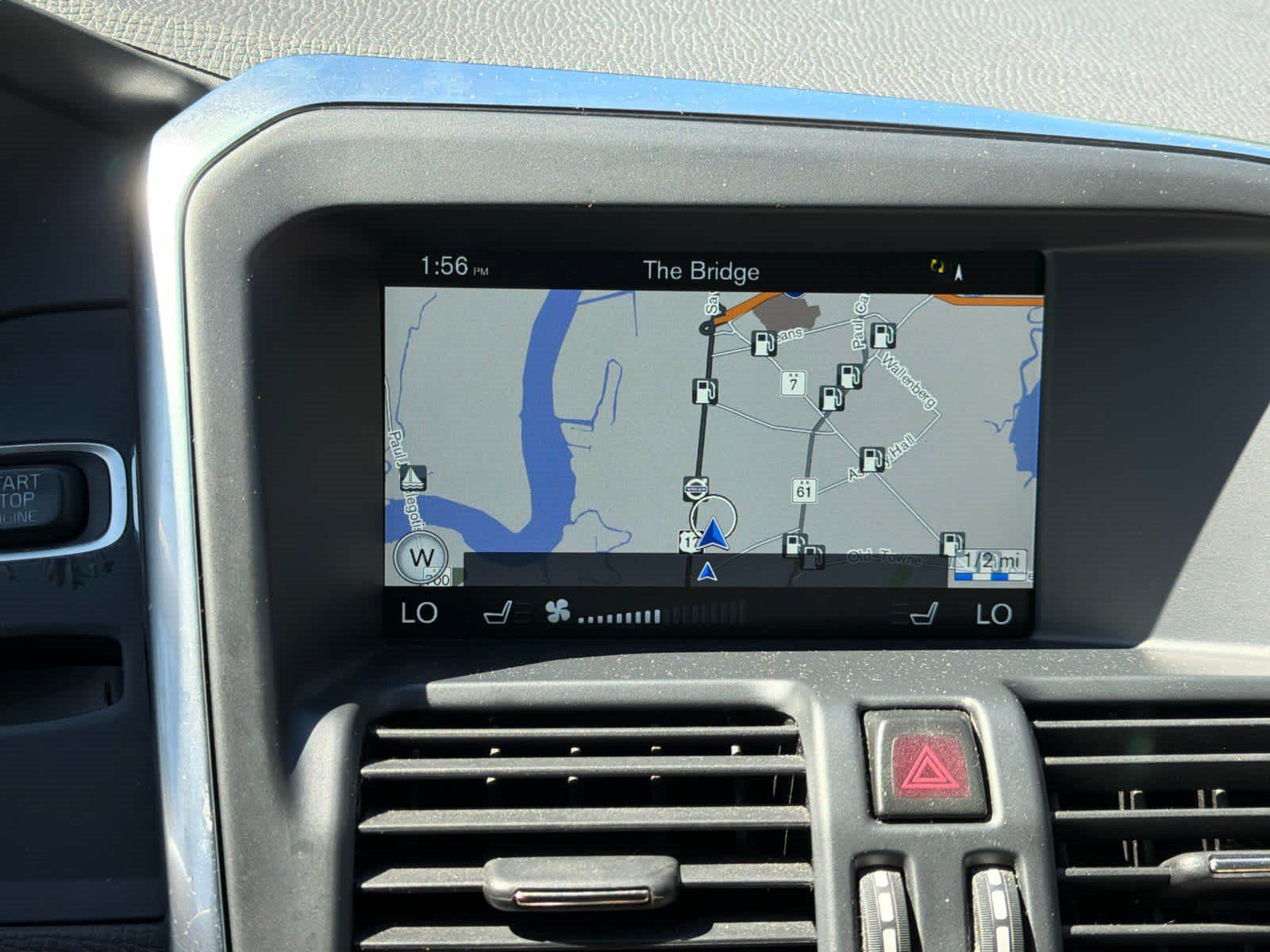 Used 2017 Volvo XC60 T5 Inscription w/ Preferred Option Package FWD image 32