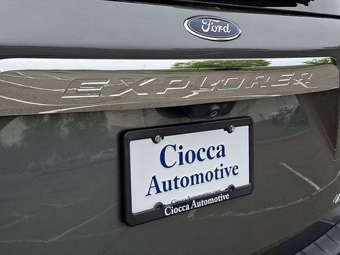 Certified 2023 Ford Explorer XLT w/ Equipment Group 202A AWD/4WD image 33