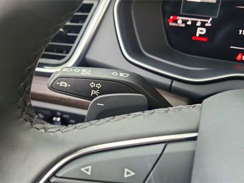 Used 2024 Audi Q5 2.0T Premium Plus w/ Premium Plus Package image 41