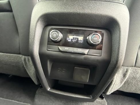 Used 2024 Chevrolet Traverse Z71 w/ LPO, Floor Liner Package AWD/4WD image 34