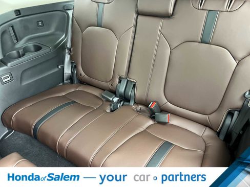 New 2025 Honda Pilot Elite image 16