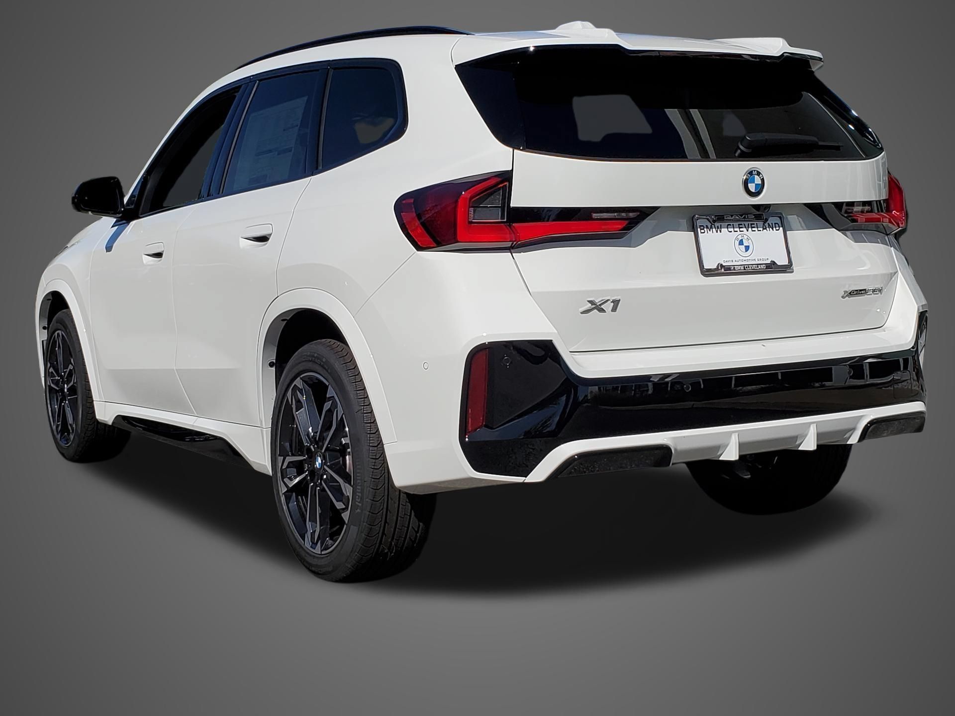 New 2027 BMW X1 xDrive28i AWD/4WD image 8