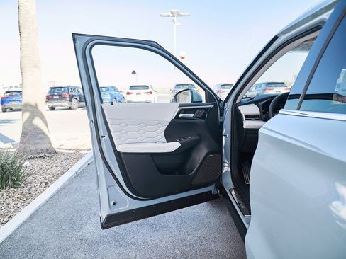 New 2026 Mitsubishi Outlander SEL FWD image 16