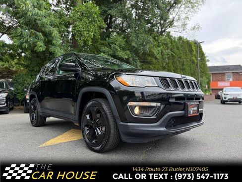 Used 2018 Jeep Compass Latitude AWD/4WD image 6
