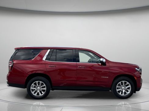 Used 2022 Chevrolet Tahoe Premier image 2