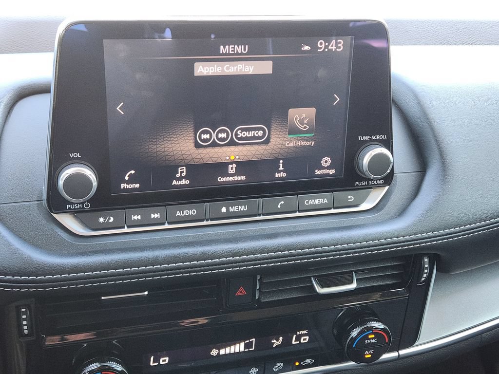 Used 2022 Nissan Rogue SV FWD image 9
