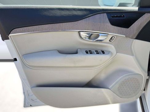 Certified 2023 Volvo XC90 B6 Ultimate w/ Protection Package Premier image 22
