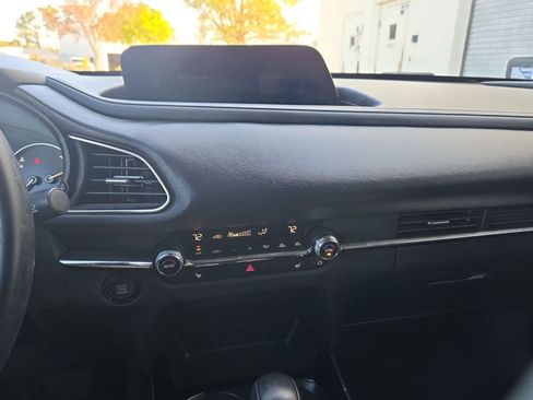 Used 2024 MAZDA CX-30 AWD 2.5 S w/ Preferred Package image 8