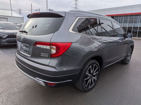 Used 2021 Honda Pilot Touring image 7