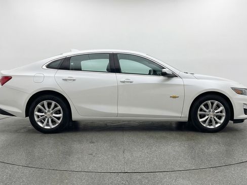 Used 2024 Chevrolet Malibu LT image 11