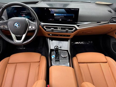 Used 2023 BMW i4 eDrive35 w/ Premium Package image 15