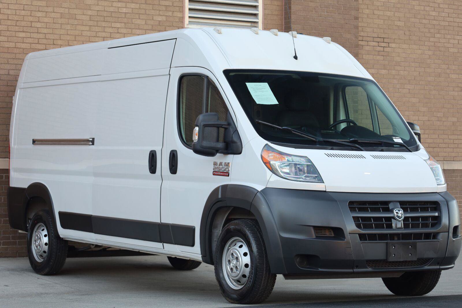 Used 2016 RAM ProMaster 2500 w/ Mopar Trailer Tow Group FWD image 5