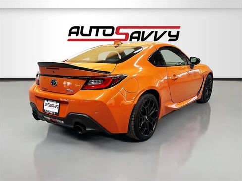 Used 2023 Toyota GR86 10th Anniversary SE image 7