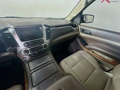 Used 2018 Chevrolet Tahoe Premier image 11