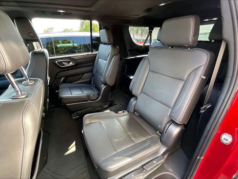 Used 2021 Chevrolet Suburban LT w/ LT Signature Package image 24