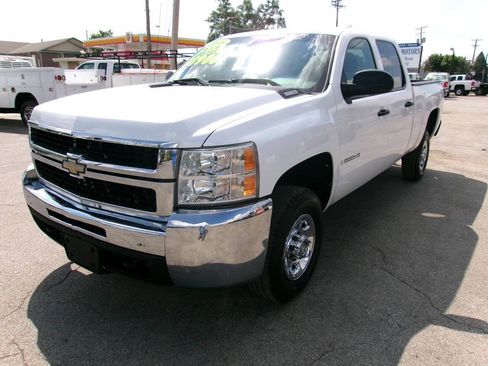 Used 2008 Chevrolet Silverado 2500 W/T AWD/4WD image 4