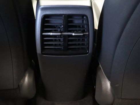 Used 2023 Kia Niro EX FWD image 33
