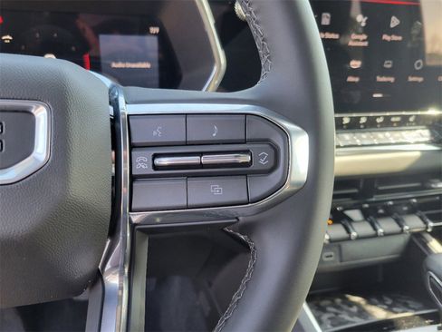 New 2025 GMC Canyon Elevation w/ Technology Package image 15