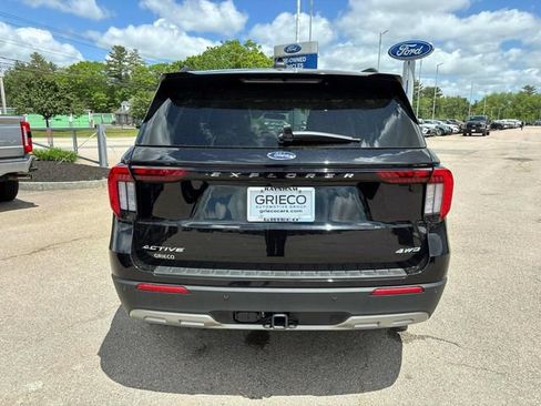 Used 2026 Ford Explorer Active w/ Active Comfort Package AWD/4WD image 4