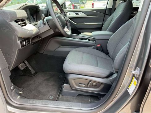 New 2026 Ford Explorer Active AWD/4WD image 24