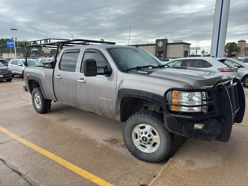 Used 2013 Chevrolet Silverado 2500 LT w/ Interior Plus Package AWD/4WD image 1