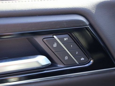 New 2026 GMC Yukon XL Denali w/ Denali Reserve Package image 18