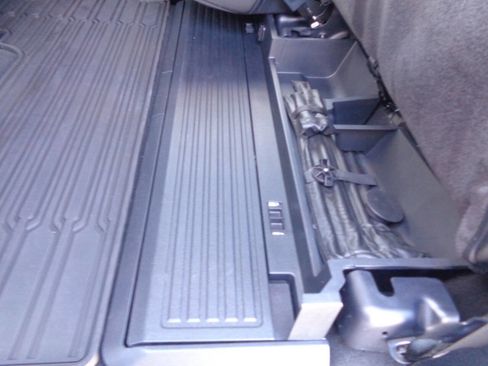 Used 2020 Ford F450 Lariat w/ Lariat Ultimate Package image 76