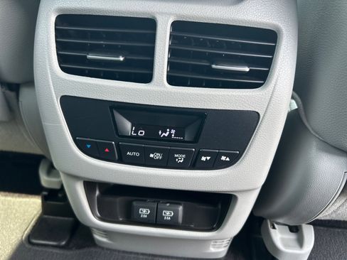 Used 2018 Acura MDX SH-AWD w/ Technology Package image 25