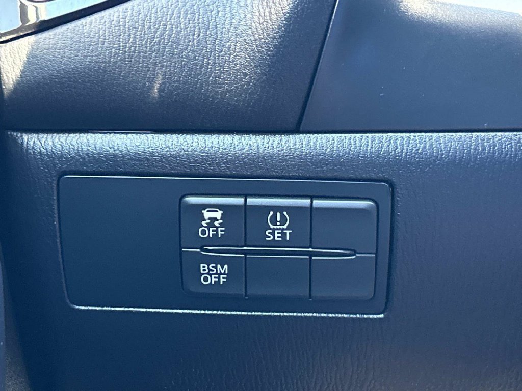 Used 2016 MAZDA MAZDA3 i Grand Touring FWD image 24
