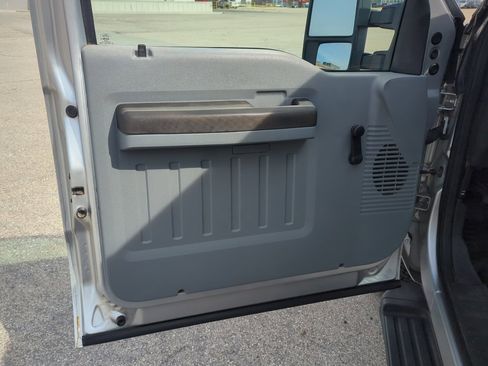 Used 2015 Ford F350 XL image 10