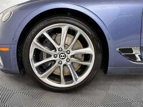 Used 2022 Bentley Continental GT image 10