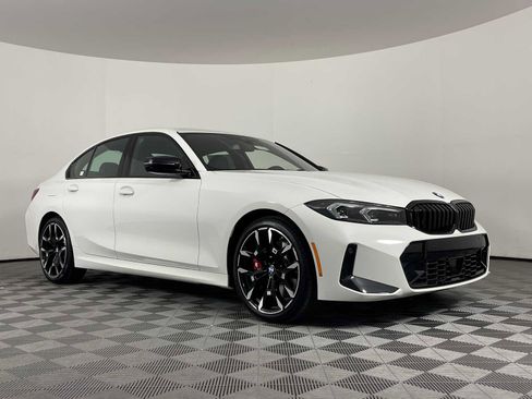 New 2026 BMW 330i Sedan w/ M Sport Package image 13
