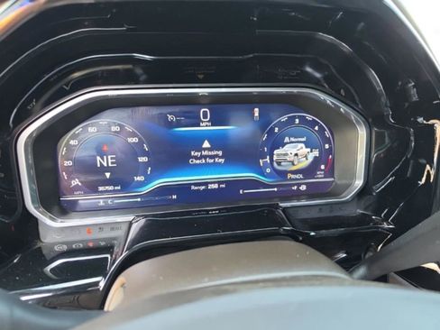 Used 2025 Chevrolet Silverado 2500 LT w/ All Star Edition image 17