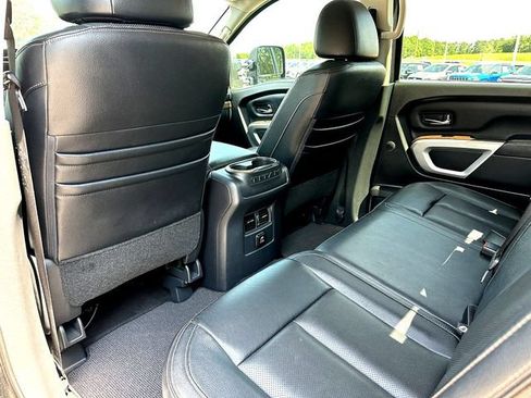 Used 2018 Nissan Titan SL w/ Texas Titan Edition AWD/4WD image 19