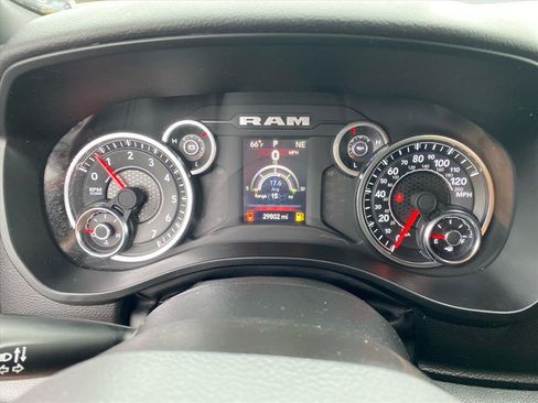 Used 2023 RAM 1500 Big Horn AWD/4WD image 20