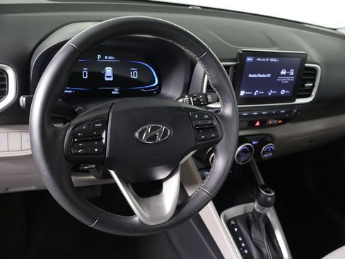 Certified 2026 Hyundai Venue SEL FWD image 23