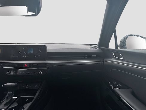 Certified 2025 Kia K5 GT FWD image 27